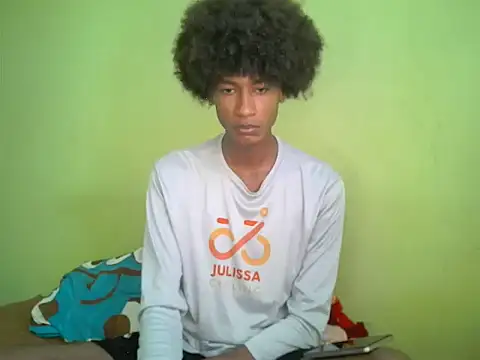 skinniyGabriel online show from 12.04.25