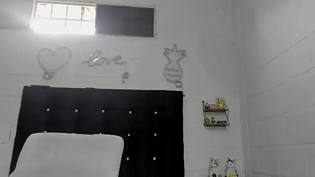 Snapshot of sexynova_93 chatting on 07.09.26 sexynova 93 online show from 07.09.26