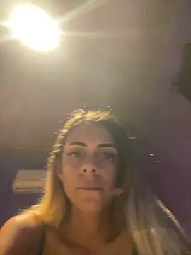 Snapshot of sabrinaneves chatting on 07.19.26 sabrinaneves online show from 07.19.26