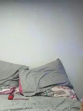 Snapshot of Eljorshx0706 chatting on 12.18.25 Eljorshx0706 online show from 12.18.25