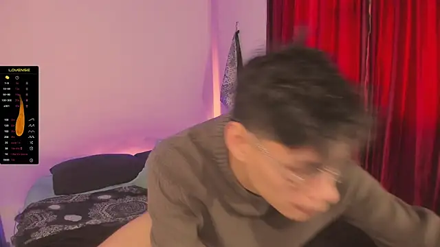 estmonnn online show from 11.14.25