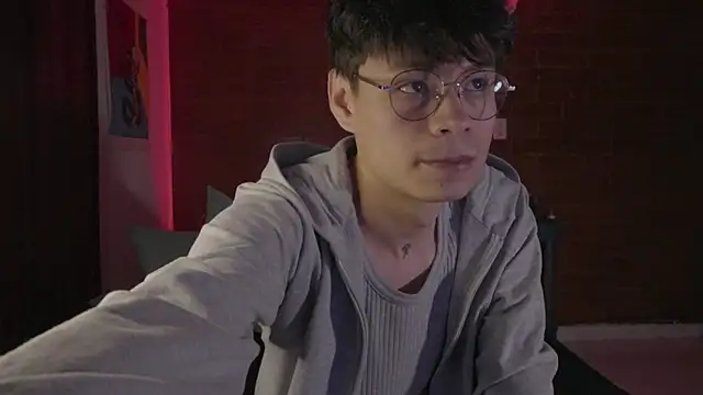 estmonnn online show from 12.20.25