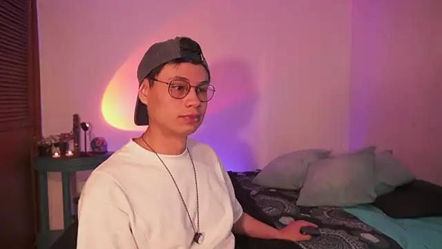 estmonnn online show from 02.15.26