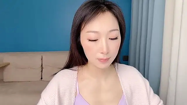 ella55-- online show from 04.17.26