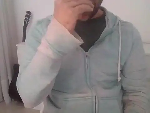 Intrigo  online show from 11.04.25