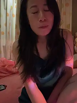 aniani11 online show from 12.14.25