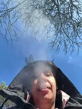 Carolineisback online show from 02.25.26