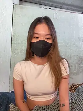 BUNNY050465 online show from 11.14.25