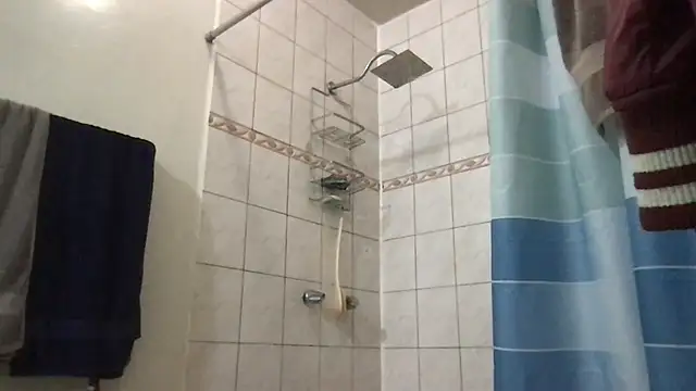 ezrah23 online show from 12.16.25