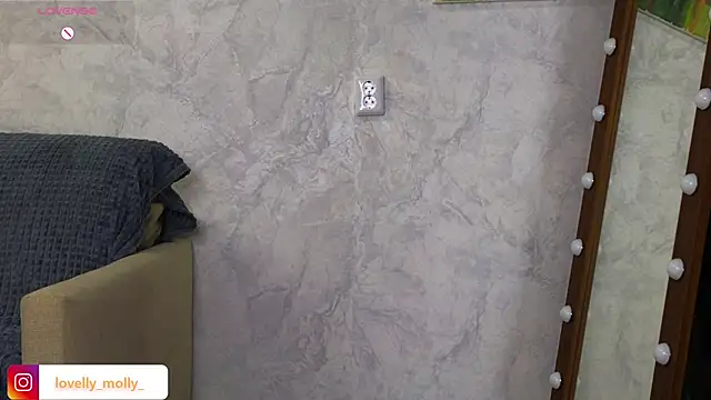 Lovelly molly1 online show from 12.18.25