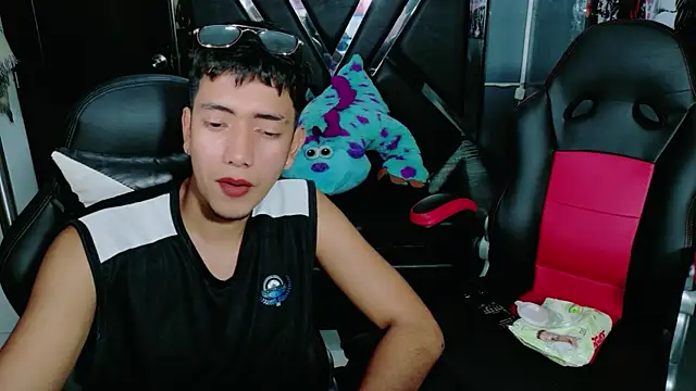 darwinandbrayann online show from 11.29.25