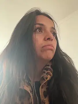 MailynAndNick online show from 04.16.26