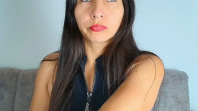 alana pink95 online show from 11.11.25