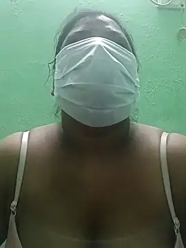 Snapshot of tamil_Nithya_J chatting on 10.30.25 tamil Nithya J online show from 10.30.25