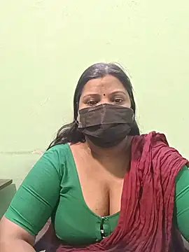 Snapshot of tamil_Nithya_J chatting on 07.05.26 tamil Nithya J online show from 07.05.26