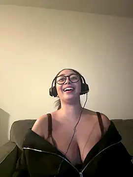 minha baby online show from 12.18.25