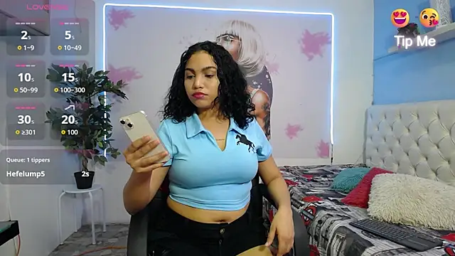 Snapshot of valeria_martinez19 chatting on 05.17.26 valeria martinez19 online show from 05.17.26