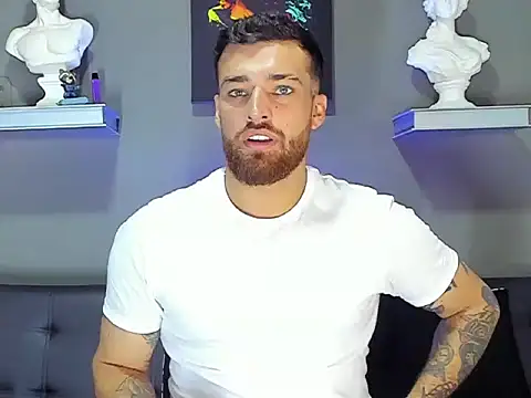 Thorevans2424 online show from 11.21.25