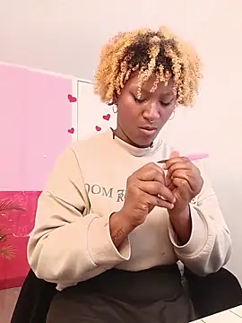 EvonyFoxxx online show from 04.02.26