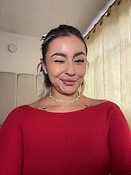 Elina Hills online show from 01.31.26