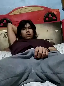 Snapshot of alalalex_g chatting on 10.30.25 alalalex g online show from 10.30.25