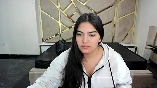 Frrreyaa online show from 11.10.25