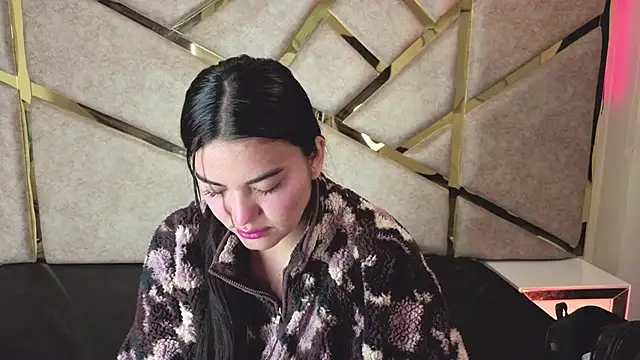 Frrreyaa online show from 11.24.25