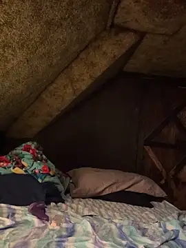 Snapshot of bizzylizzy112 chatting on 11.04.25 bizzylizzy112 online show from 11.04.25