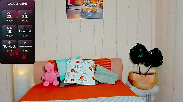 Angel Julles online show from 11.14.25