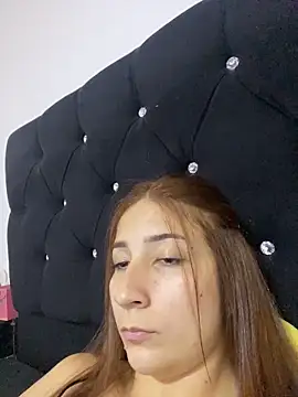 Snapshot of bonnyAI chatting on 12.21.25 bonnyAI online show from 12.21.25