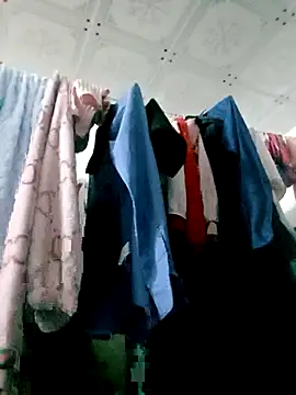 Snapshot of Elina_99 chatting on 11.06.25 Elina 99 online show from 11.06.25