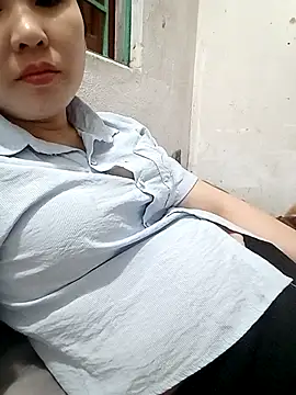 Snapshot of Elina_99 chatting on 11.07.25 Elina 99 online show from 11.07.25