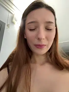 Snapshot of LilluKatten chatting on 07.02.26 LilluKatten online show from 07.02.26