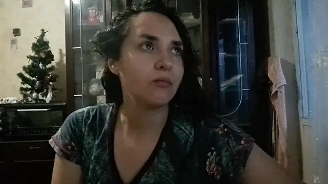 Snapshot of VoulezVous_Angel chatting on 12.15.25 VoulezVous Angel online show from 12.15.25