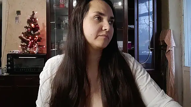 Snapshot of VoulezVous_Angel chatting on 12.16.25 VoulezVous Angel online show from 12.16.25