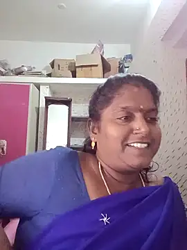 Snapshot of suganthi143 chatting on 11.28.25 suganthi143 online show from 11.28.25