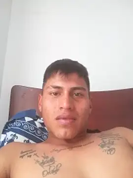 Snapshot of Ckinetor chatting on 12.14.25 Ckinetor online show from 12.14.25