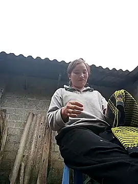 Snapshot of min_nyny chatting on 10.31.25 min nyny online show from 10.31.25