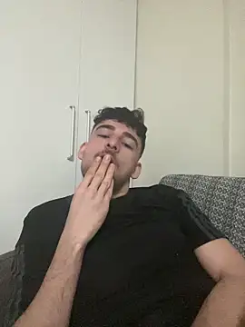 yasinesra757  online show from 03.08.26