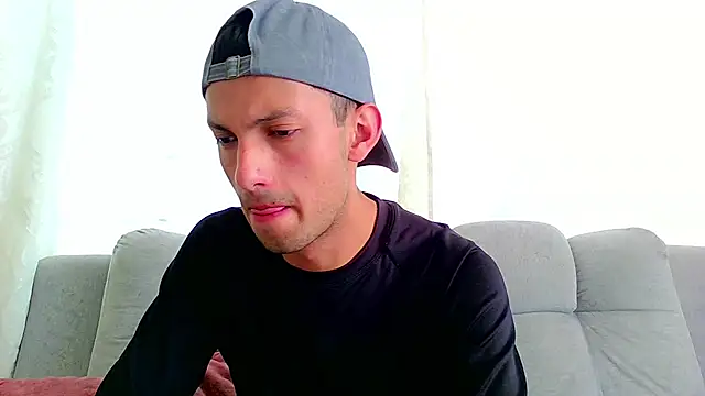 Snapshot of dylan_drakee chatting on 11.12.25 dylan drakee online show from 11.12.25