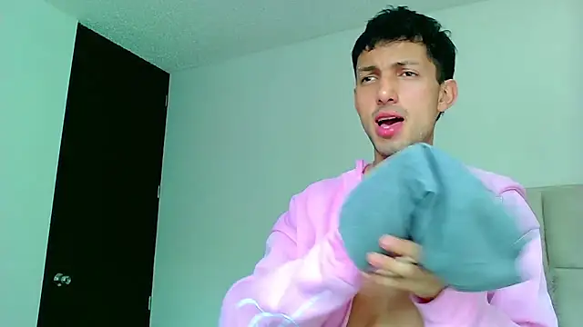 Snapshot of dylan_drakee chatting on 01.07.26 dylan drakee online show from 01.07.26