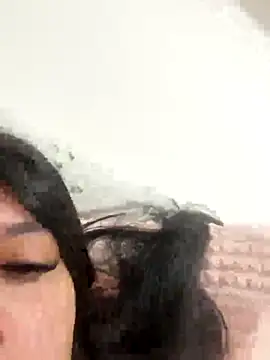 Snapshot of jura77AX chatting on 11.04.25 jura77AX online show from 11.04.25