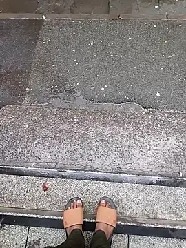 Snapshot of StrangeEye722 chatting on 11.14.25 StrangeEye722 online show from 11.14.25