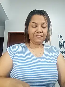 Samaraa Lee online show from 01.13.26