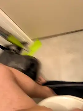 Snapshot of Siegwards chatting on 10.31.25 Siegwards online show from 10.31.25