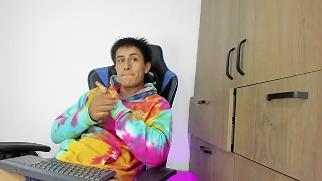 dorman boy online show from 11.22.25