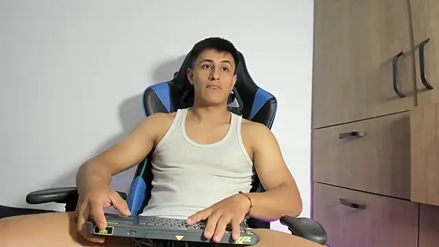 dorman boy online show from 02.10.26