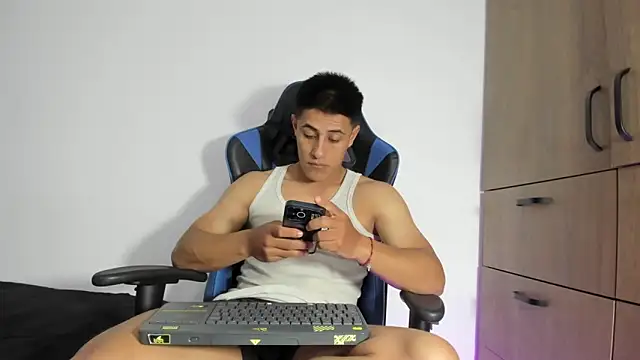 dorman boy online show from 02.26.26