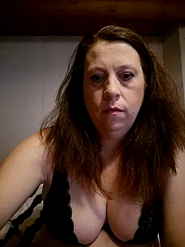 Snapshot of roussechaudasse chatting on 12.04.25 roussechaudasse online show from 12.04.25