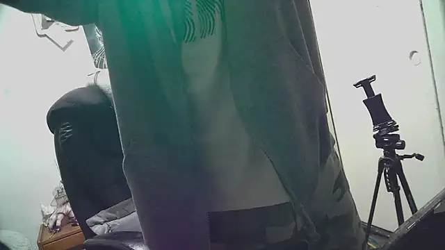 YoungStallionXL online show from 02.26.26